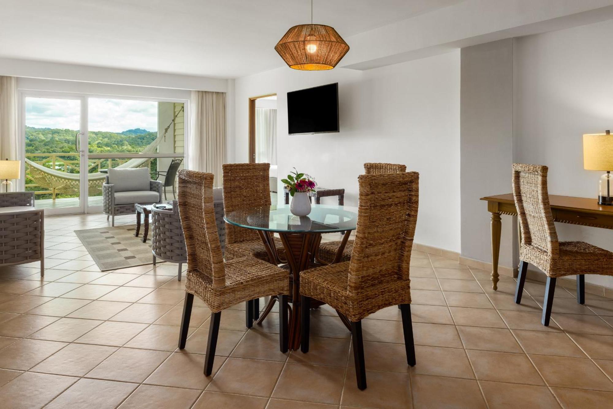 Rainforest Reserve 4*