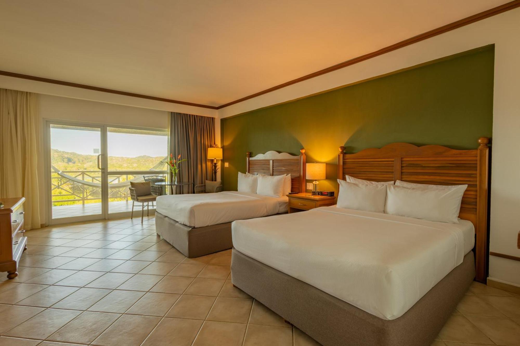 Rainforest Reserve Hotel